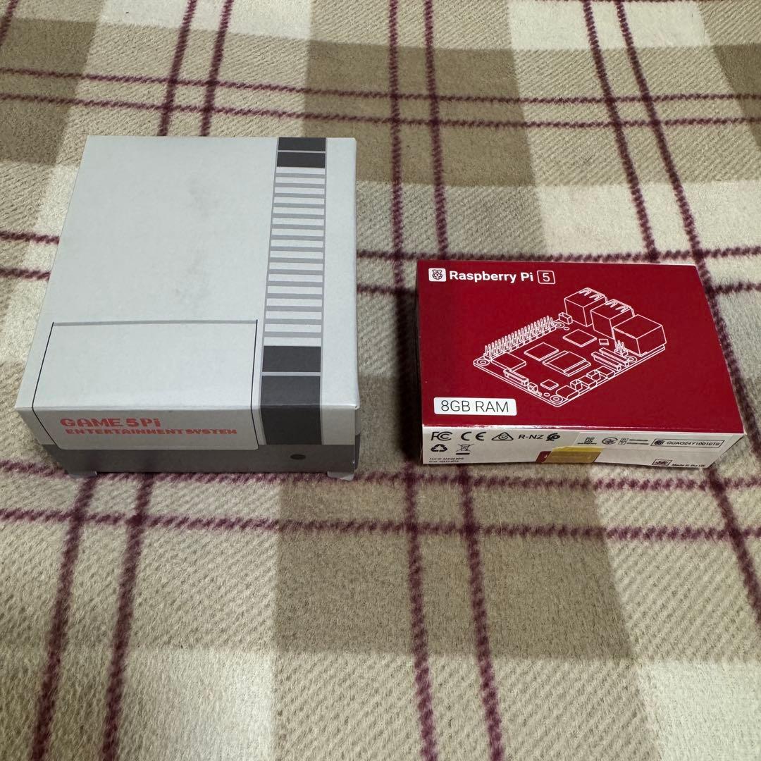 Raspberry Pi 5 8GB とM.2 SSDケースセット