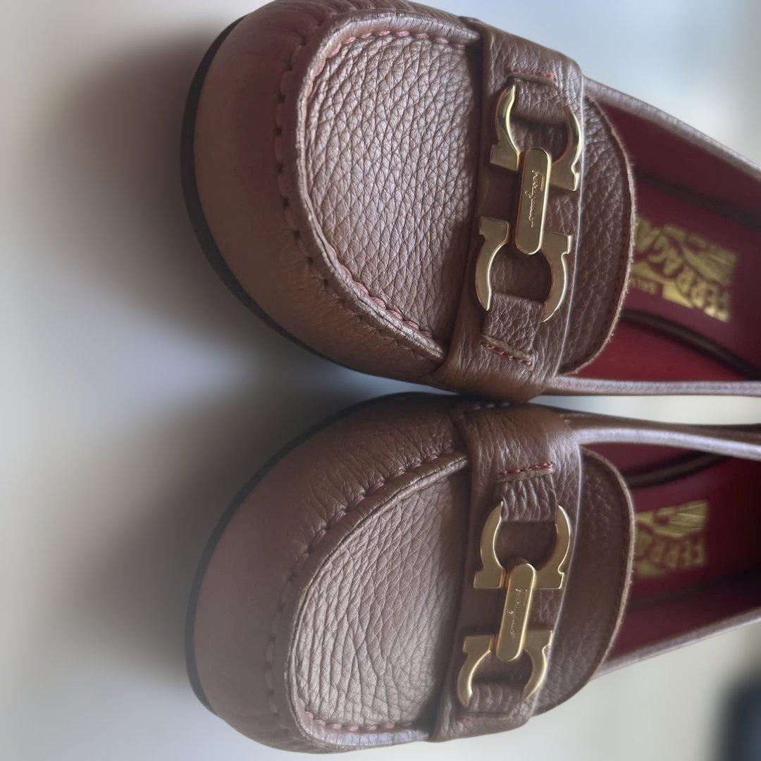 靴 SALVATORE FERRAGAMO