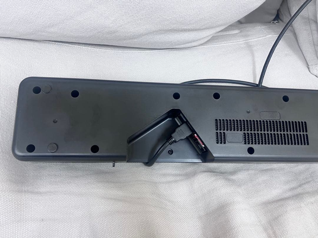 2020年製　ソニー　サウンドバー　HT-S100F