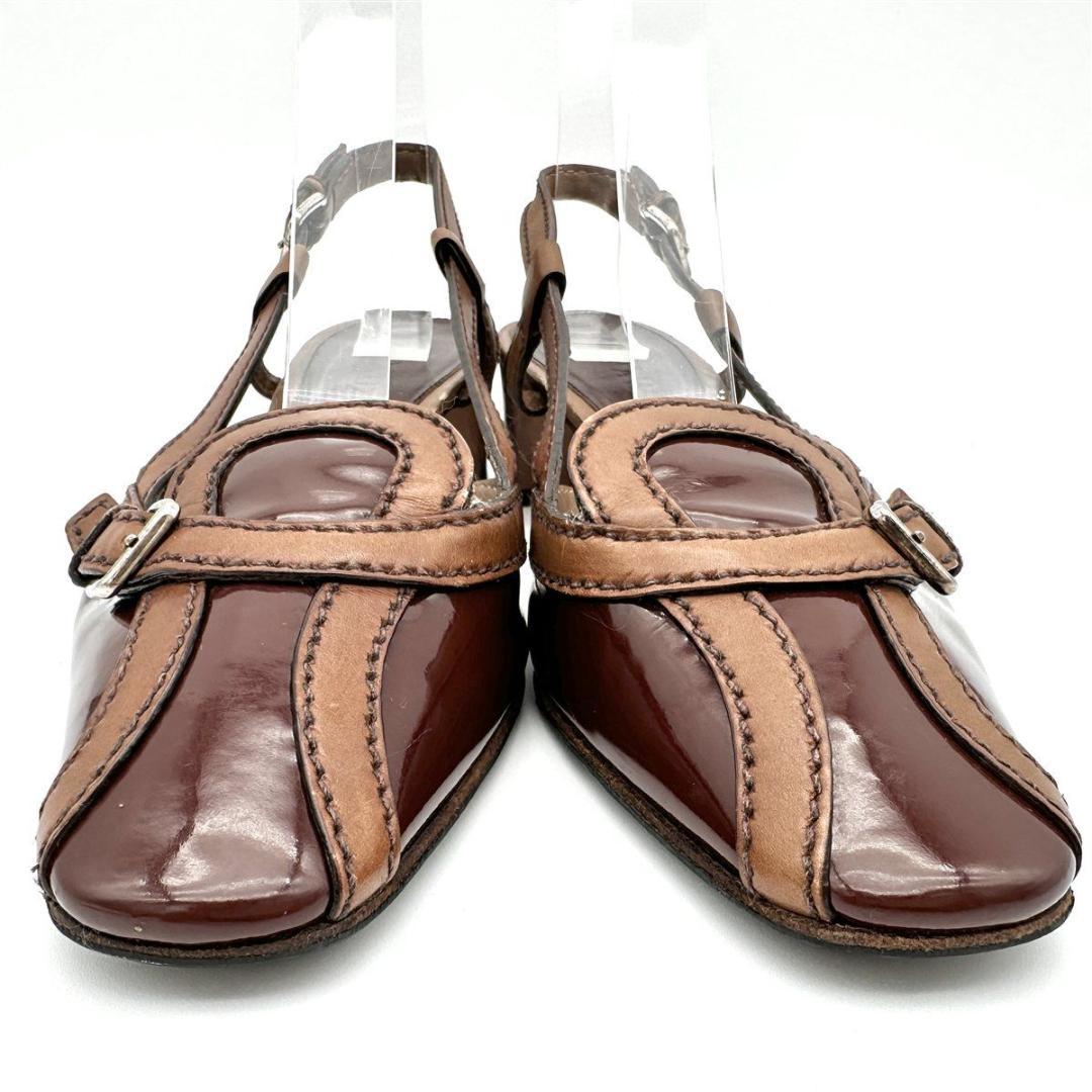 PRADA ミュール 本革 エナメル スクエアトゥ バックストラップ 2202T