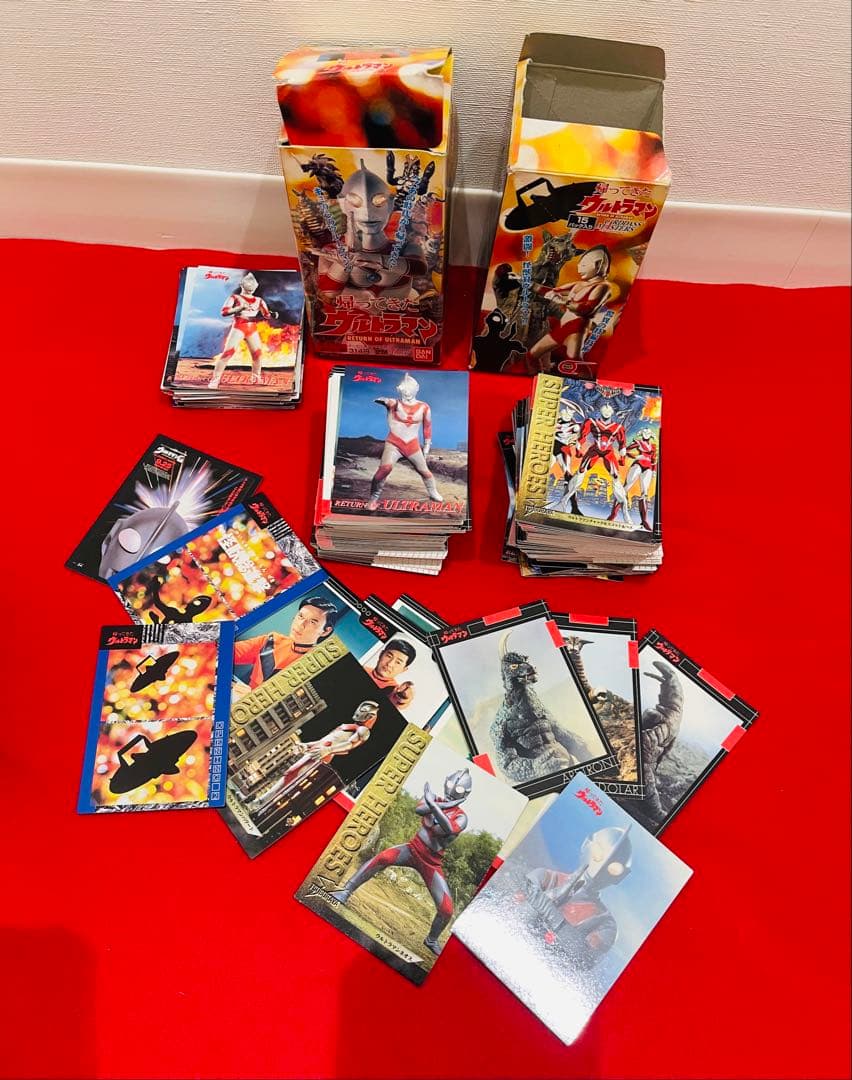 初版2001年大半　カードダスマスターズ ウルトラマン円谷プロカード200枚以上