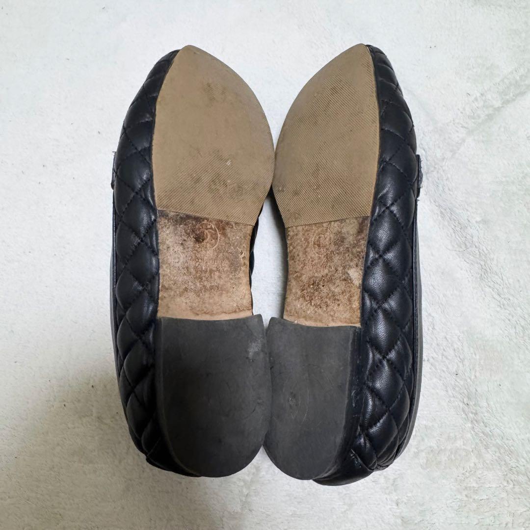 CHANEL シャネル　23cm黒 キルティング モカシン チェーン付き　ココ