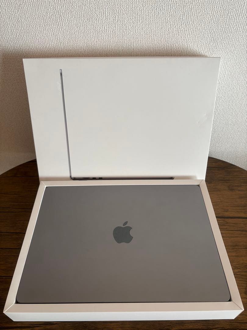 MacBook Air M3 8GB/SSD512GB 15インチ