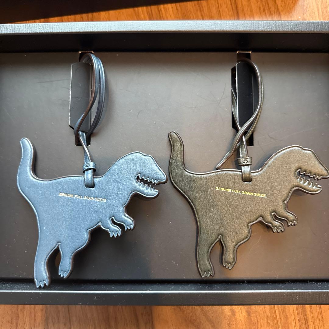 新品未使用 COACH 恐竜チャーム 2個セット 非売品