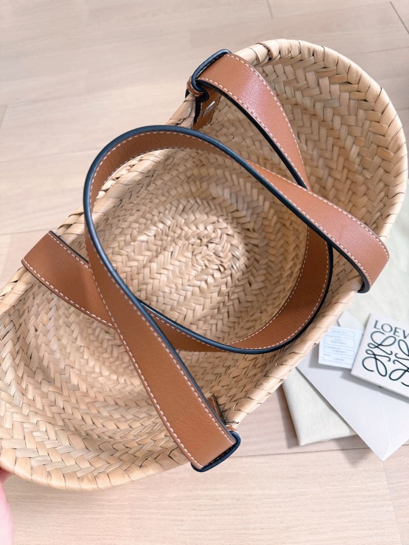 【LOEWE】ロゴ付きかごバッグ/スモール