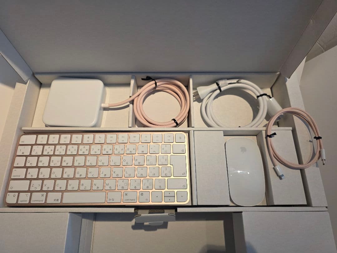 【新品同様】iMac M3 8GB 512GB 24インチ ピンク