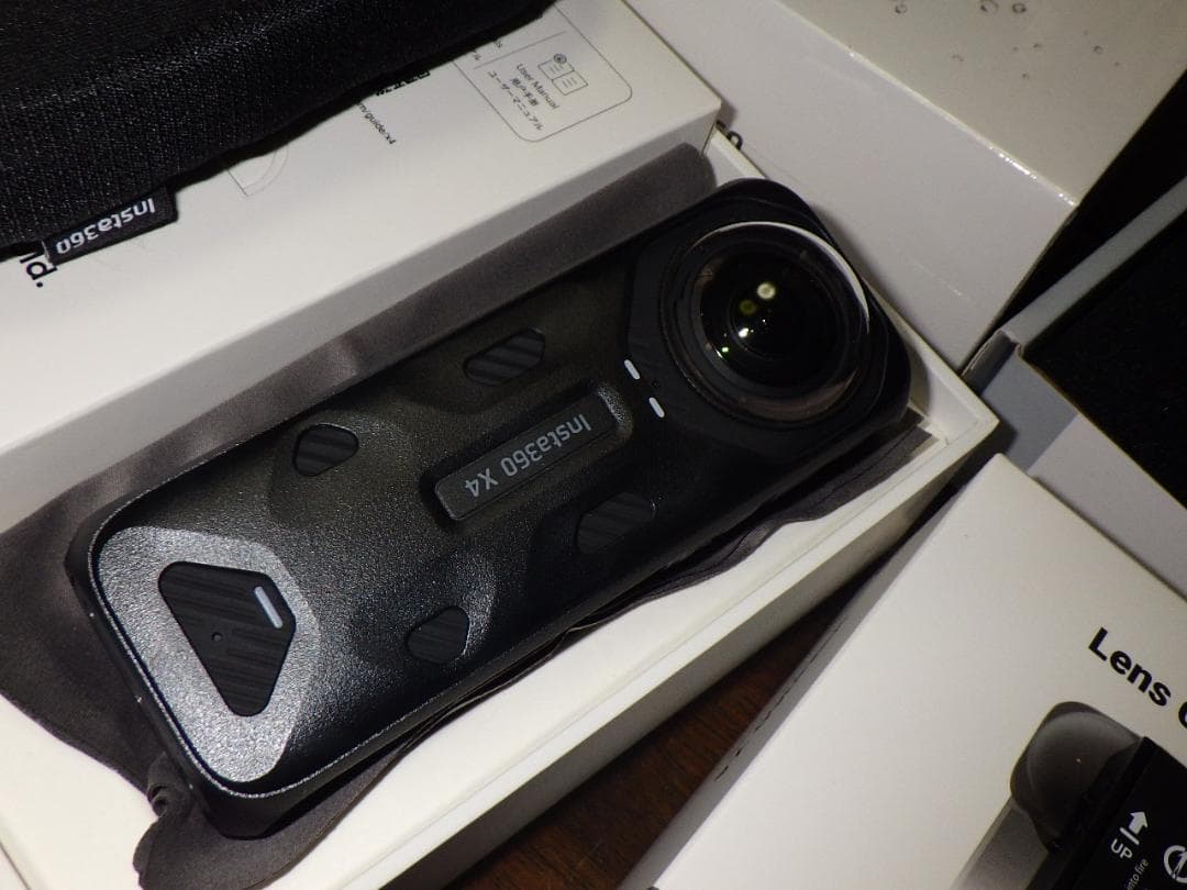 ■Insta360 X4■付属品多数■256GB■使用回数数回■美品！■