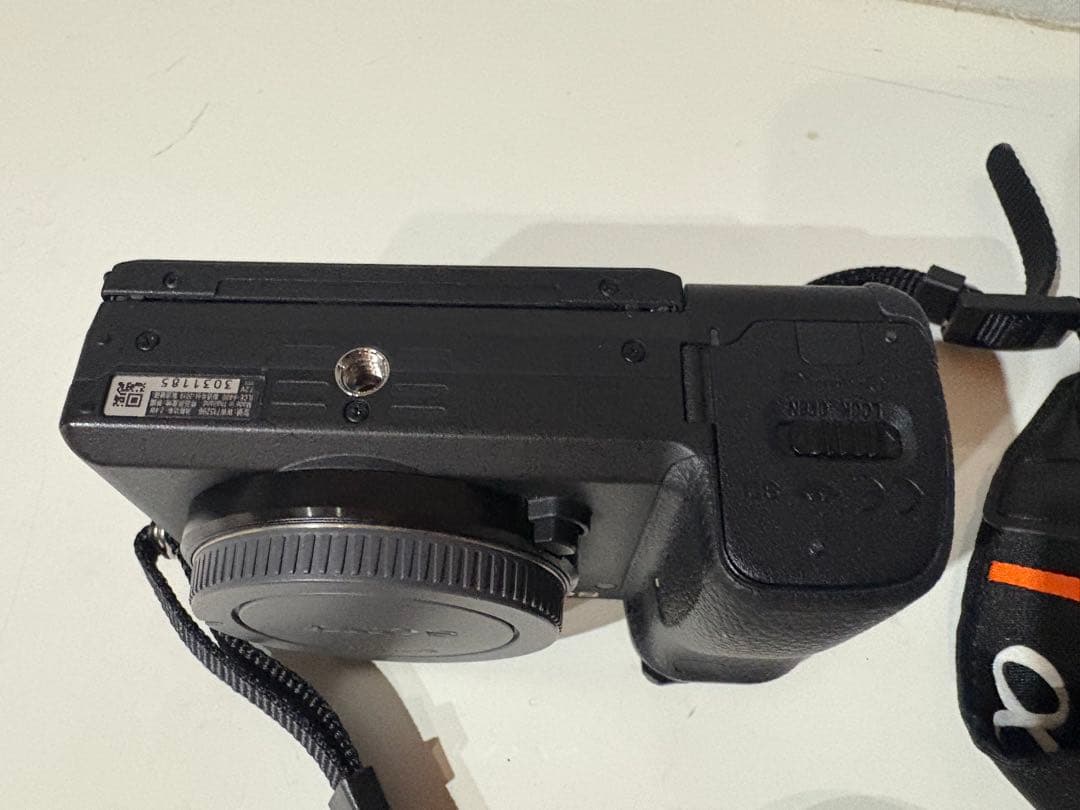 Sony α6400ダブルズームレンズキット