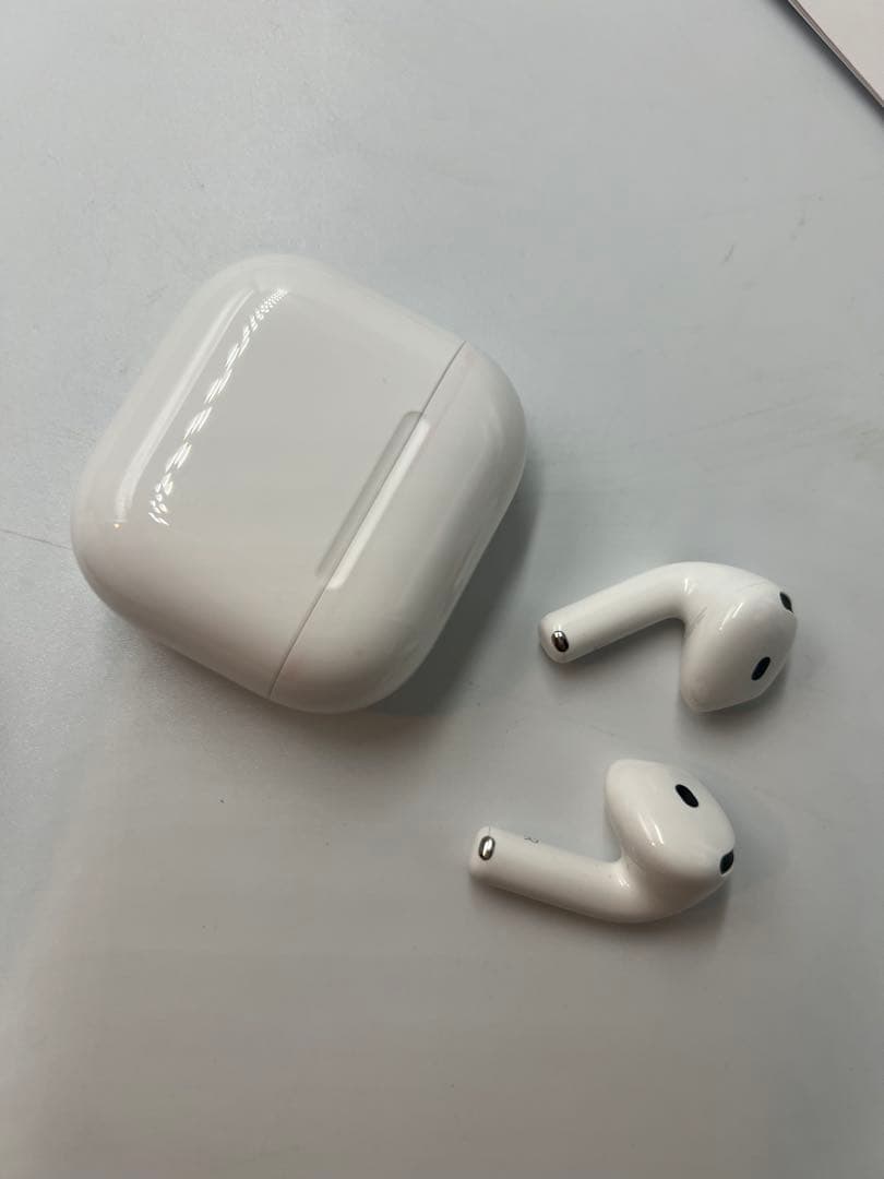 AirPods 4 アクティブノイズキャンセリング搭載