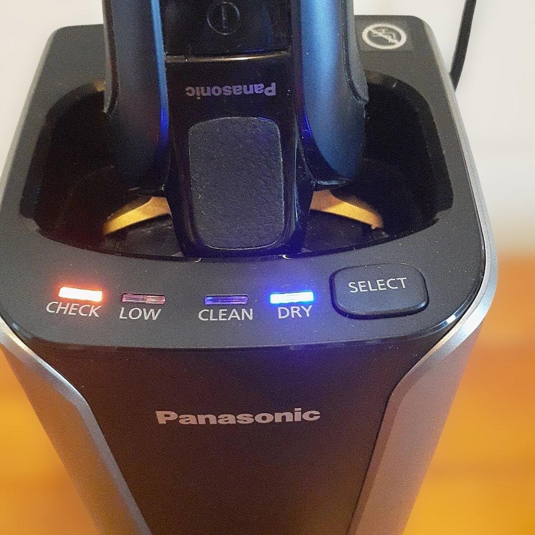Panasonic メンズ電気シェーバー ES-CLV7T 20年製　充電洗浄台