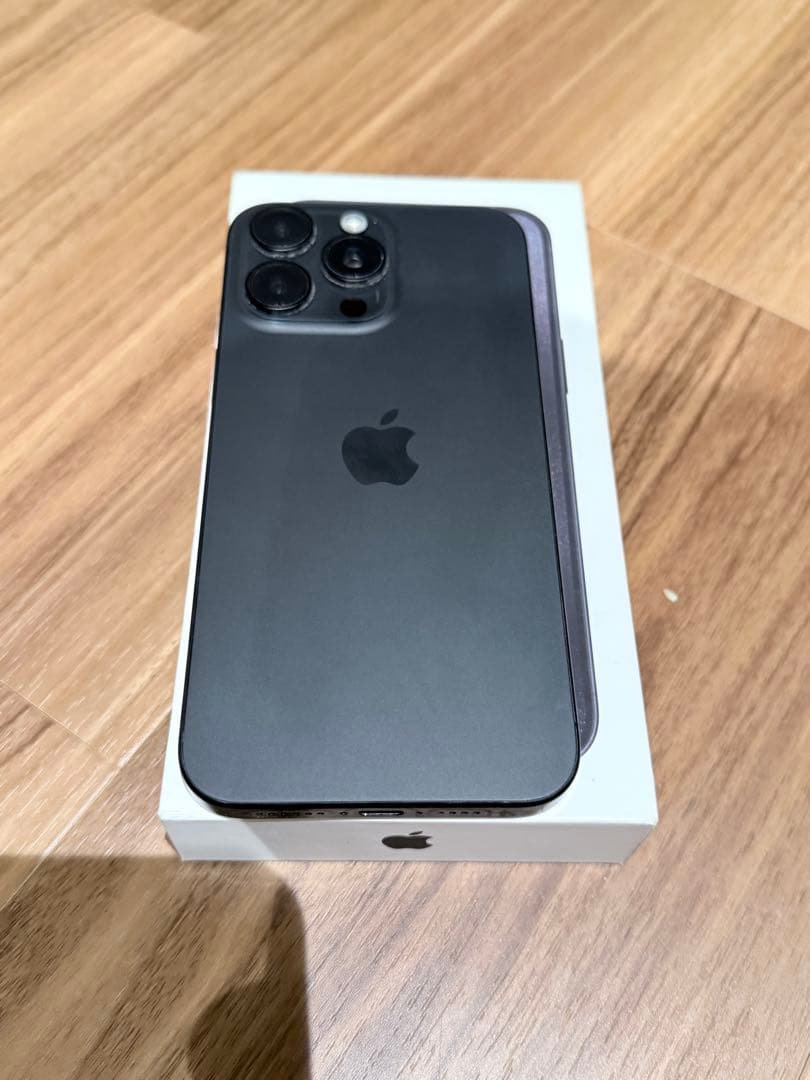 iPhone 15 Pro Max 256GB｜SIM・eSIM対応