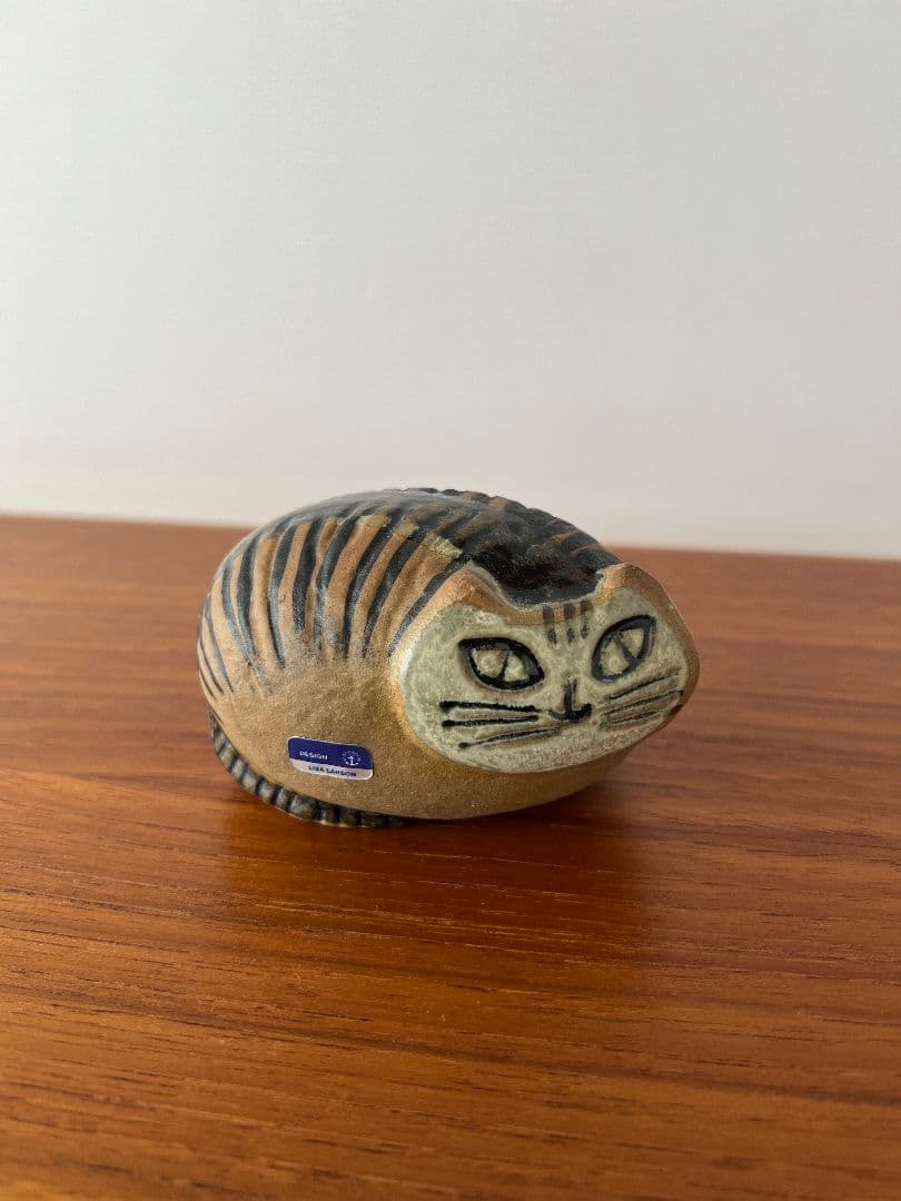 リサラーソン　小さな動物園　丸まった猫