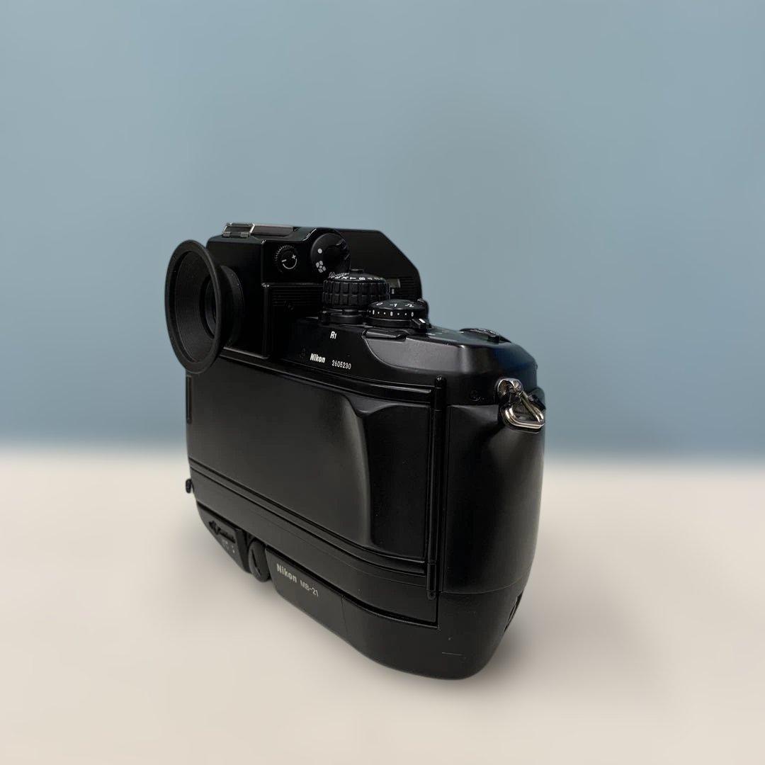 ニコンF4S 50/1.4付き