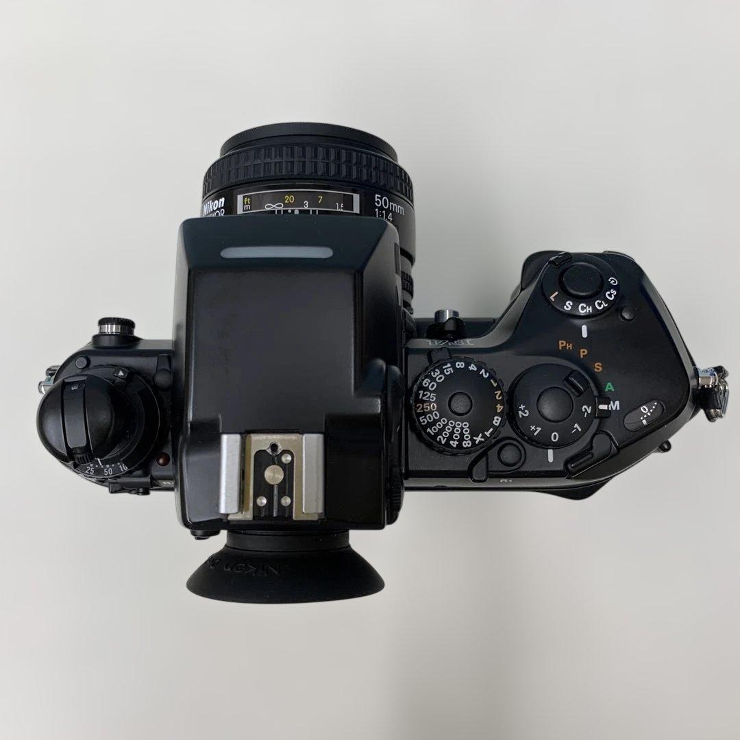 ニコンF4S 50/1.4付き