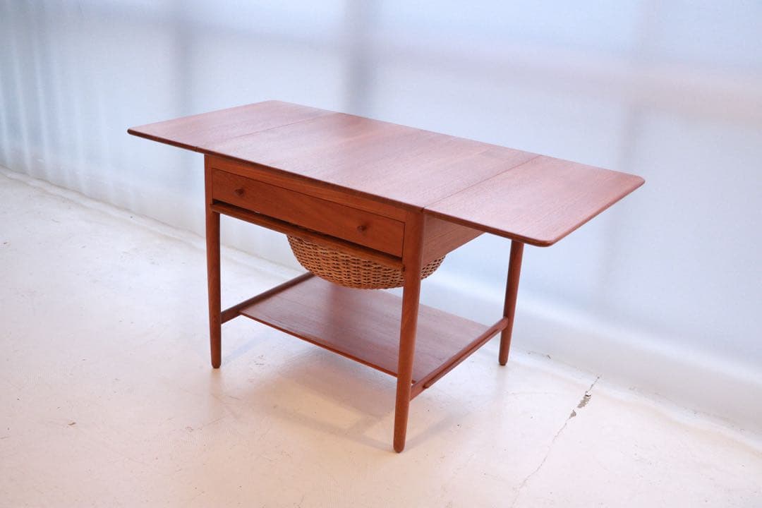 HANS J. WEGNER ソーイングテーブル　AT33 ハンスウェグナー