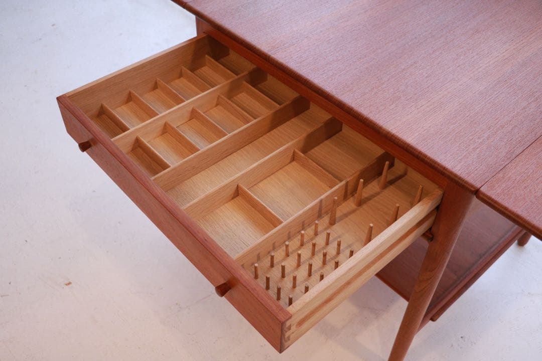 HANS J. WEGNER ソーイングテーブル　AT33 ハンスウェグナー