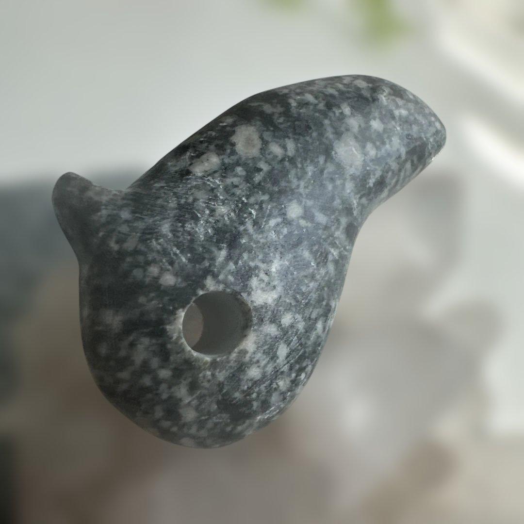 【遠野霊石】高波動勾玉　獣形勾玉(三ノ型) 角の生えた勾玉　一角獣