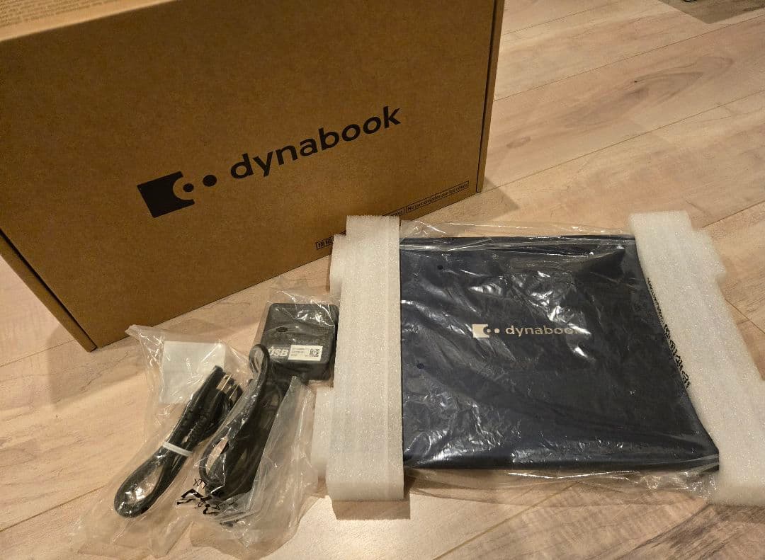 【未使用品】dynabook RJ74/KW 第12世代i5/16GBモデル