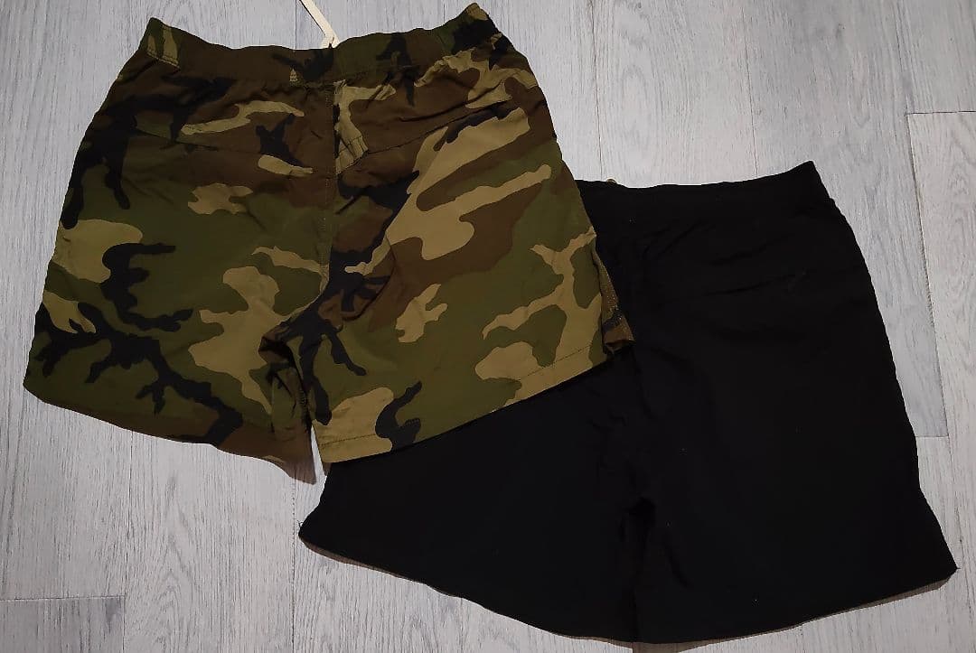 ふるノースフェイスバーサタイルショーツ　迷彩＆ブラック黒 おまけ付き