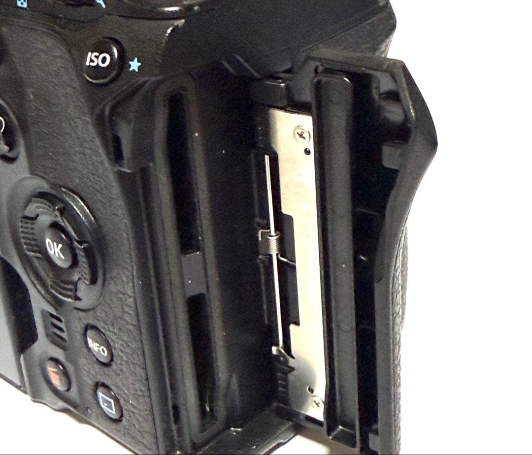 OLYMPUS OM-1 ミラーレス一眼カメラ【期間限定値下げ中】