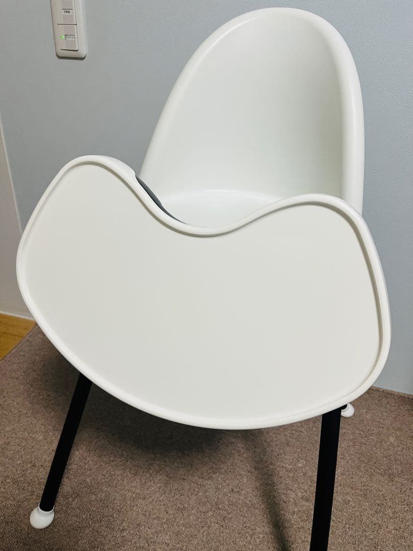 BABYBJÖRN ベビービョルン　ハイチェア（リニューアル前、ハーネス無し）