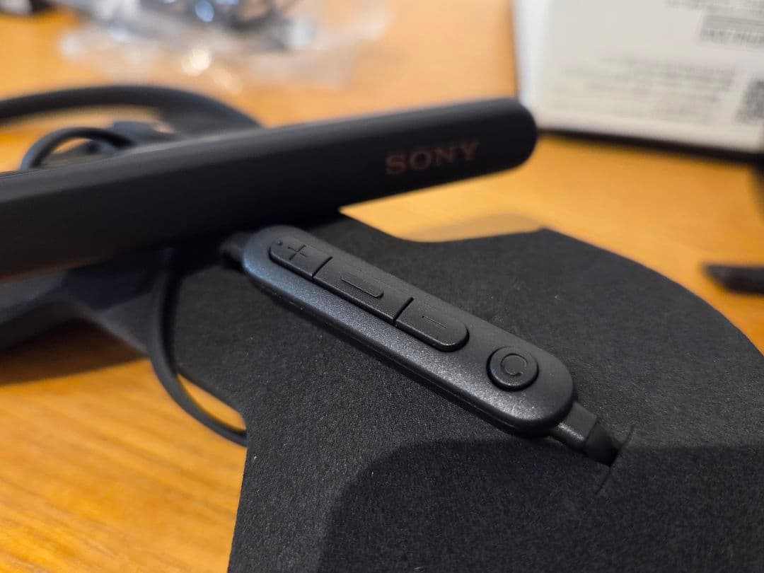 ソニー　SONY WI-1000XM2 ワイヤレスイヤホン