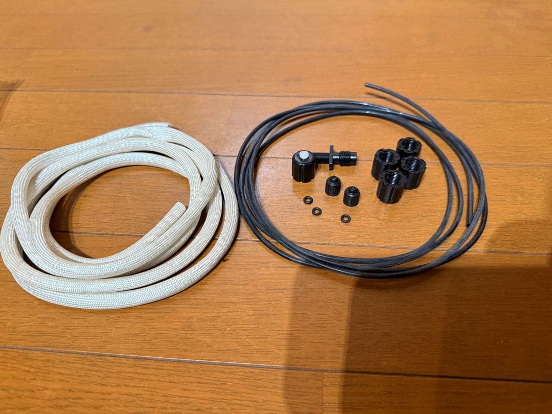 モンロー　マックスエアー　クラウンバン