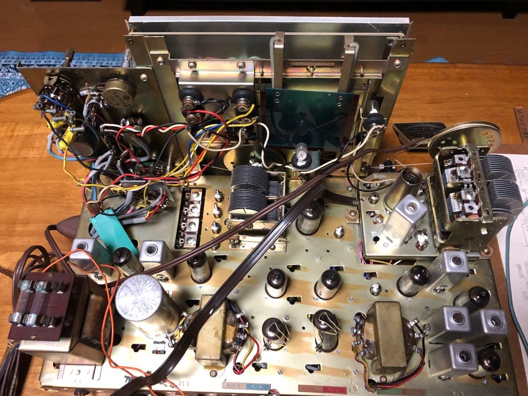 1960年代 日立Hi-Fi ステレオラジオからの取出し真空管アンプ　動作未確認