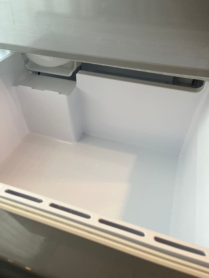 AQUA 272Lノンフロン冷凍冷蔵庫 AQR-271F(S)