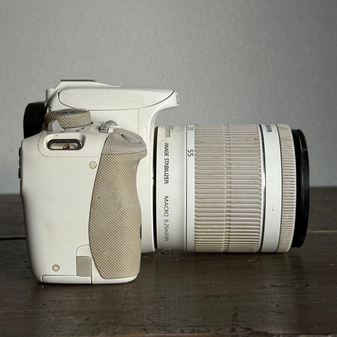 Canon EOS Kiss X7 ホワイト レンズ付き【B-70】