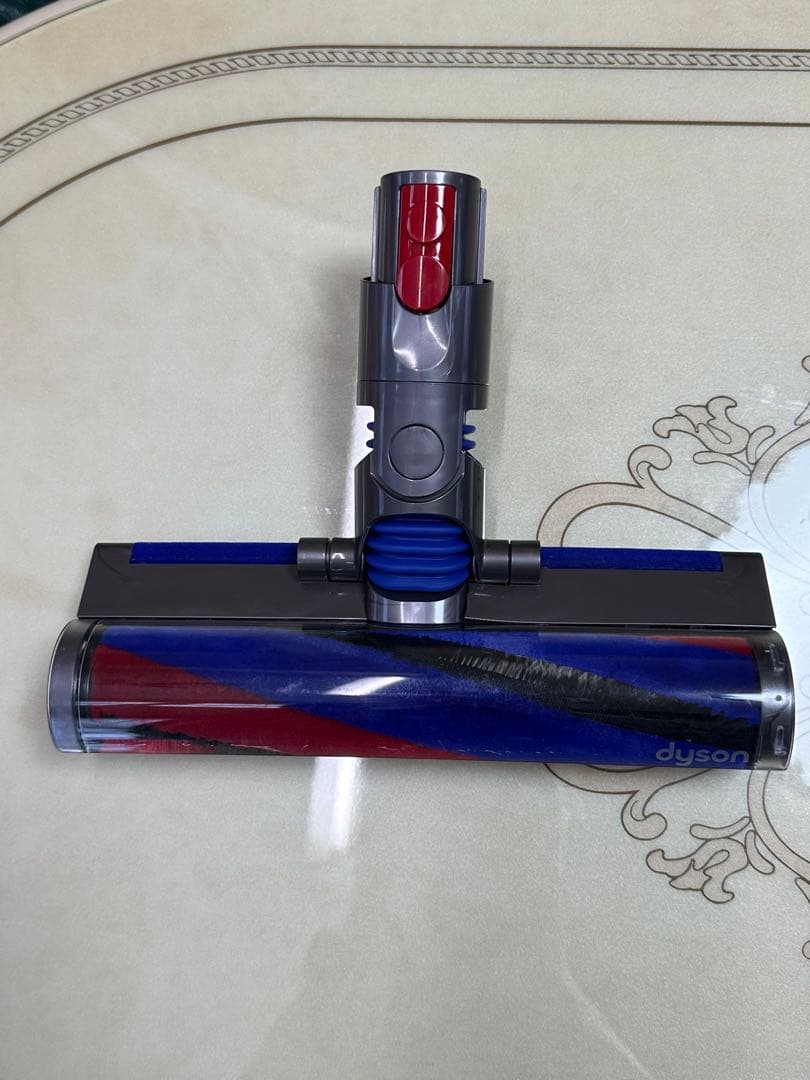 dyson デジタルスリム　SV18 コードレス掃除機　先細LED付き