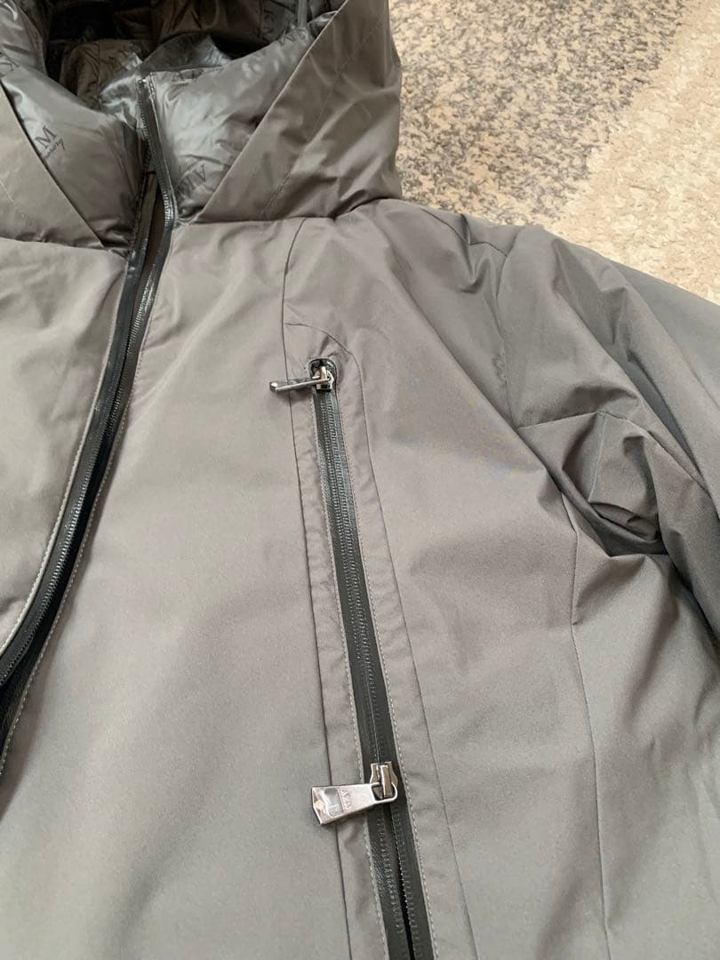 グレー ダウンジャケット 新品未使用 Lサイズ