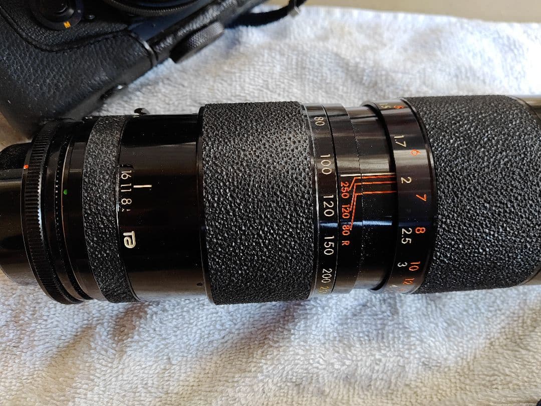 キヤノンカメラ　tamronレンズ