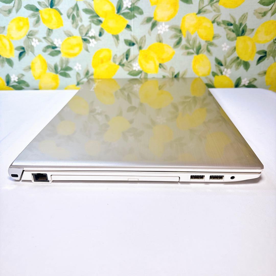 大人気な薄型サテンゴールド❤️可愛い綺麗❤️安心の東芝ダイナブック❤️設定済すぐ使える