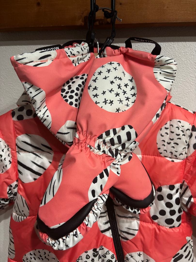 BURTONスノースーツ＋ミトン　美品