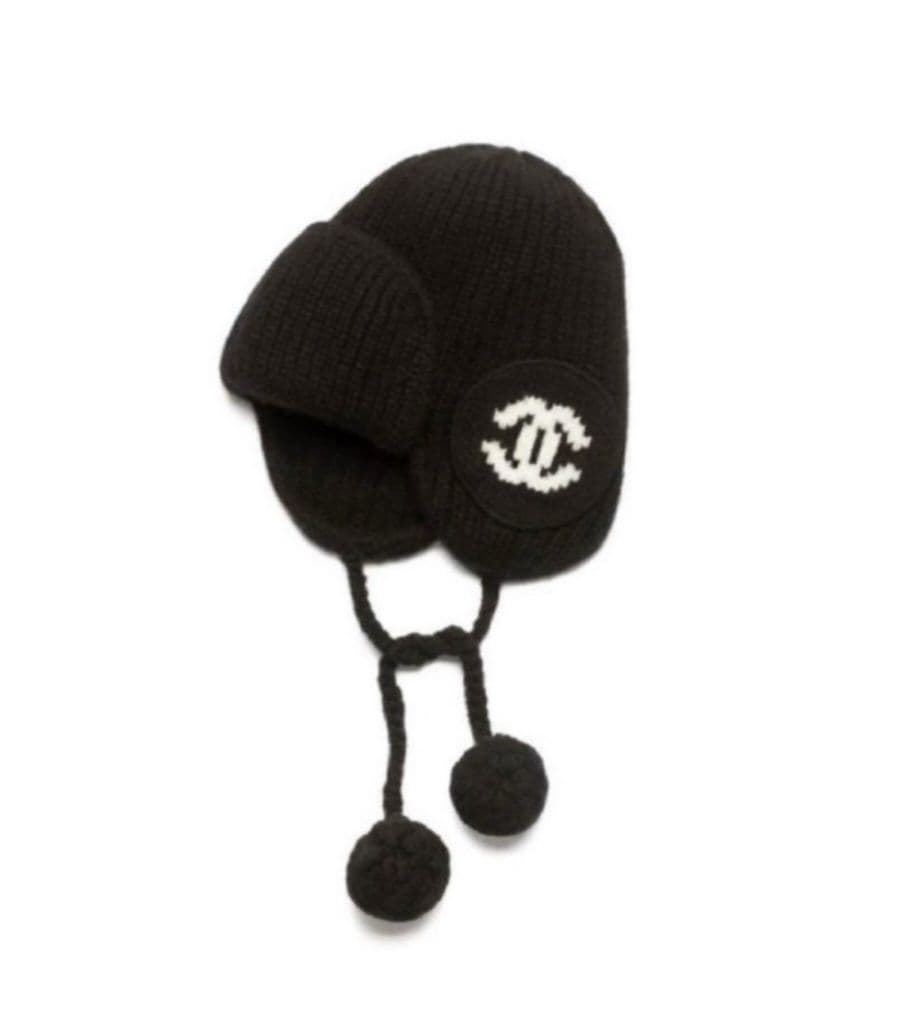 新品未使用　シャネルCCニット帽