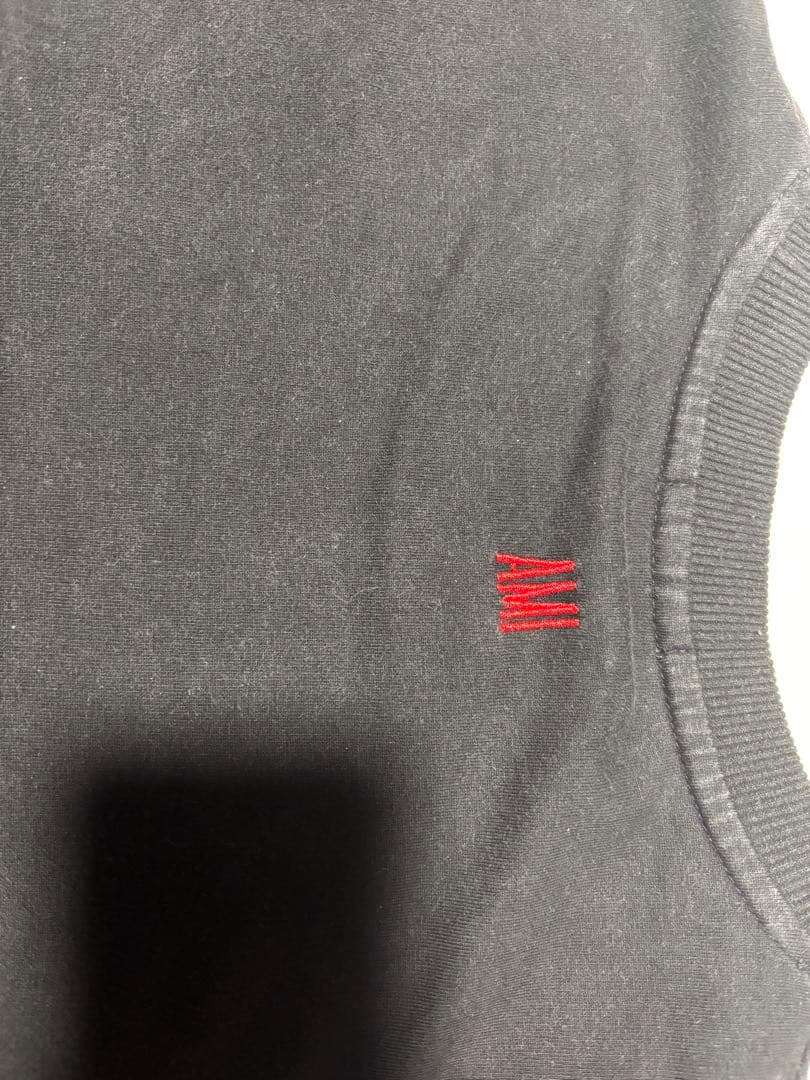 ami ハート刺繍 黒セーター