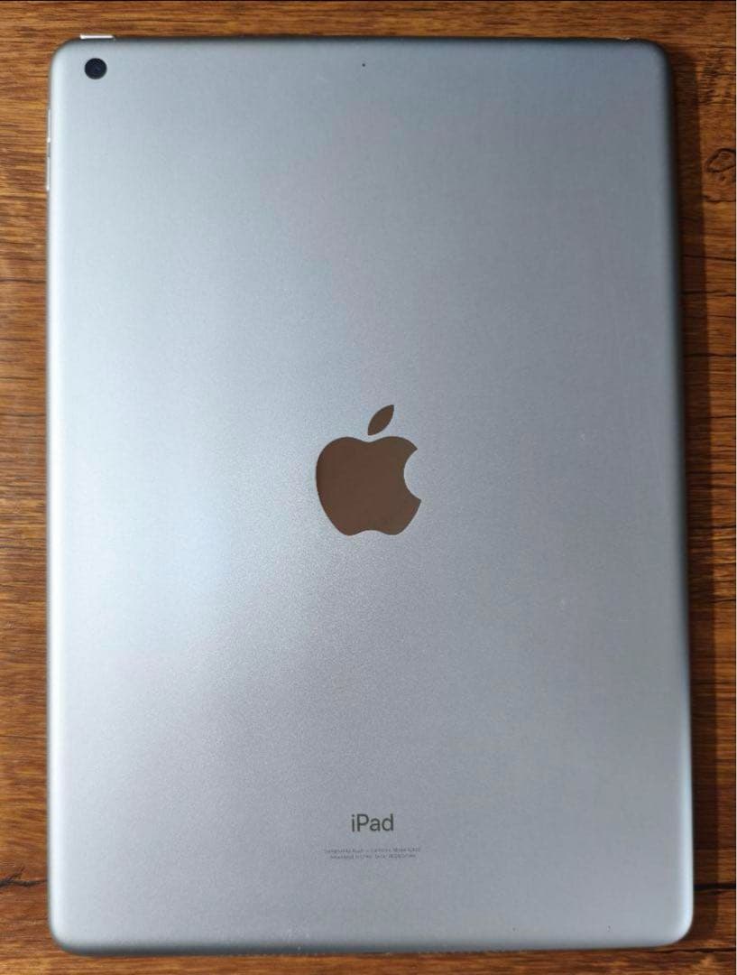 IPad 第9世代　64GB. シルバー　美品