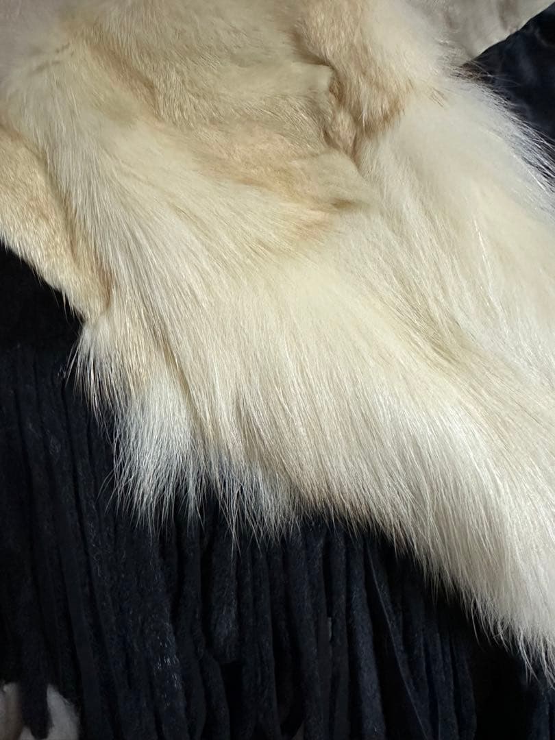 ファー ポンチョ・ケープコート 黒と白