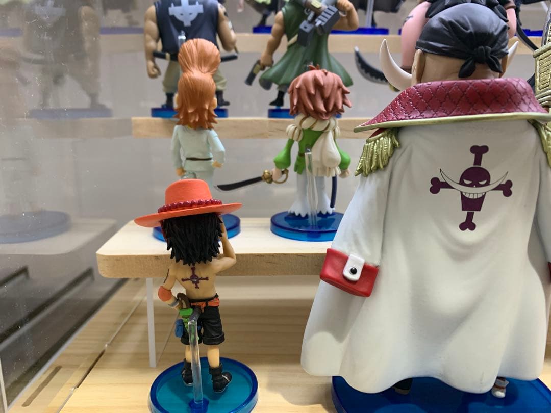 【希少】ワンピース ワーコレ 白ひげ海賊団 vol.32&33 +α 全17種