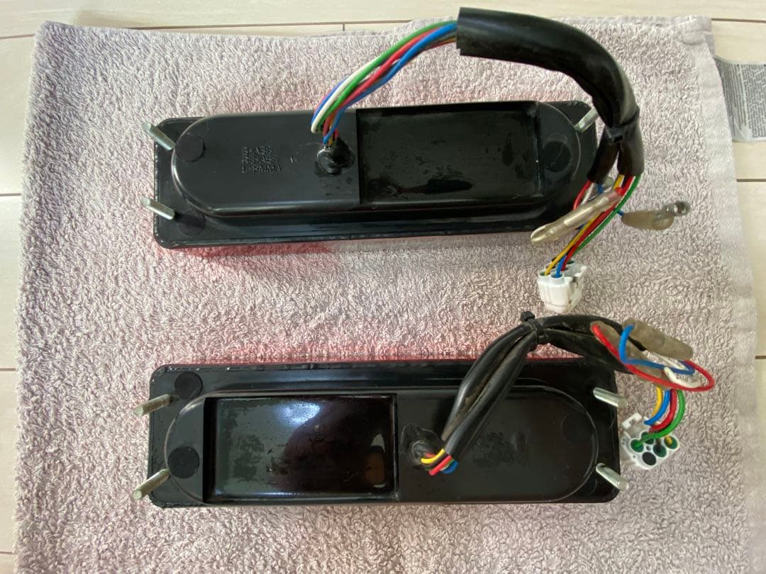 エブリィda17w用プラスラインテールランプ　ジャンク　りょう