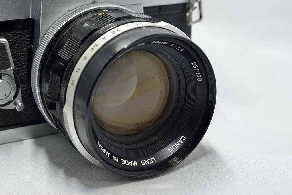 キヤノンＦＴ ＱＬ 一眼レフカメラ