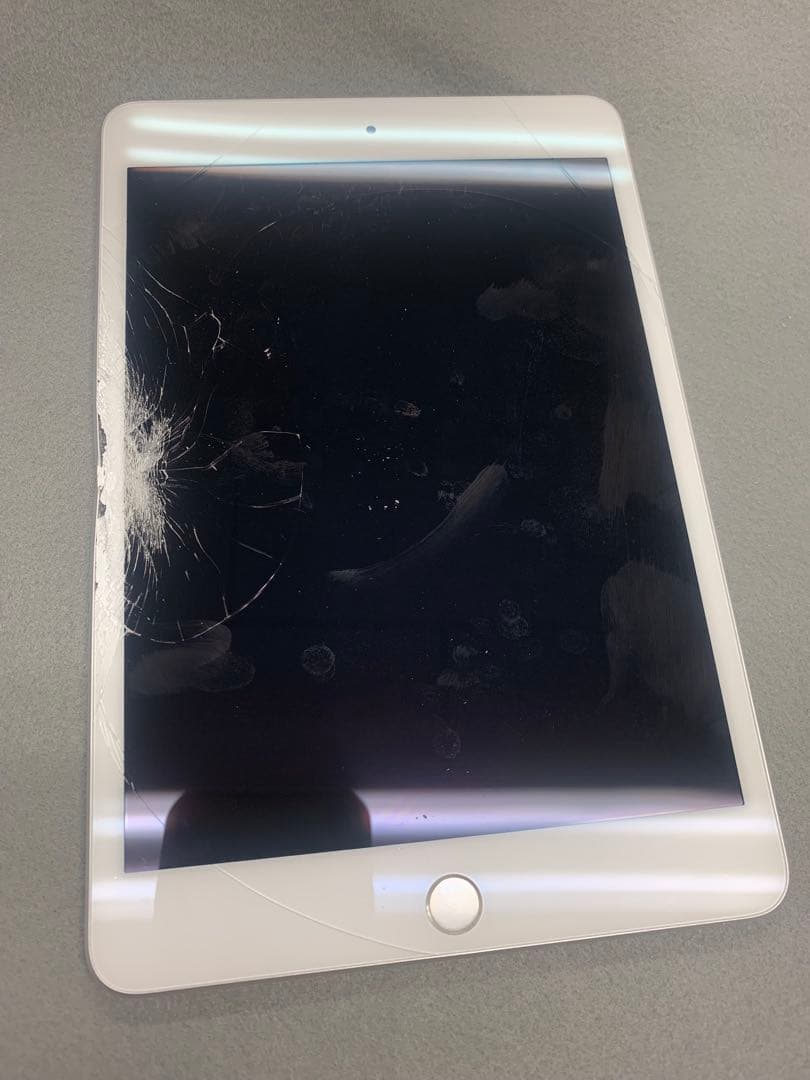 iPad mini 第5世代 7.9インチ 64GB WiFi版 シルバー色