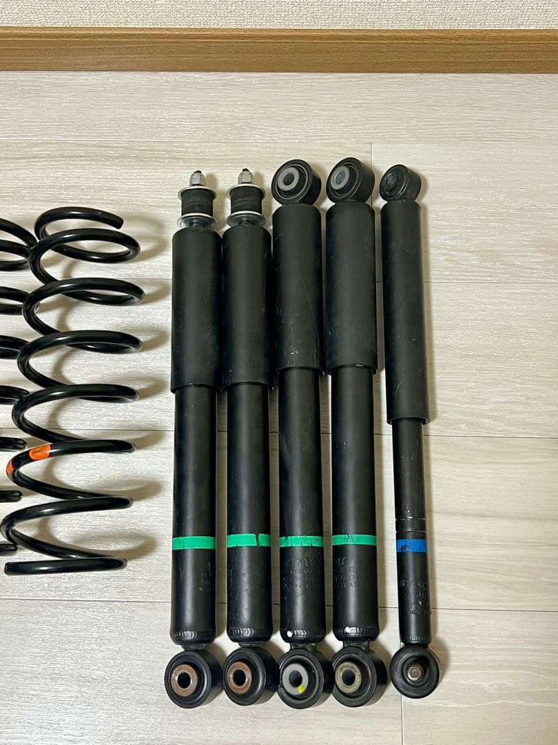 JB74W スズキ ジムニーシエラ 純正サ スペンション　ステアリングダンパ