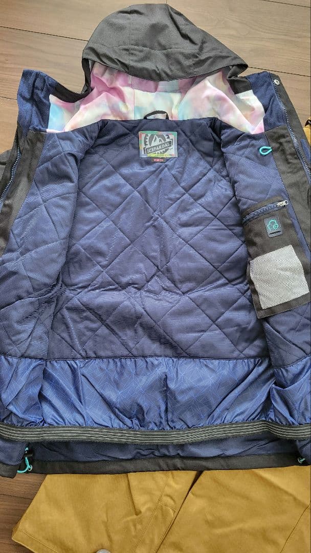 ICEPARDAL 　スノボ　スキー　ウェア　上下セット