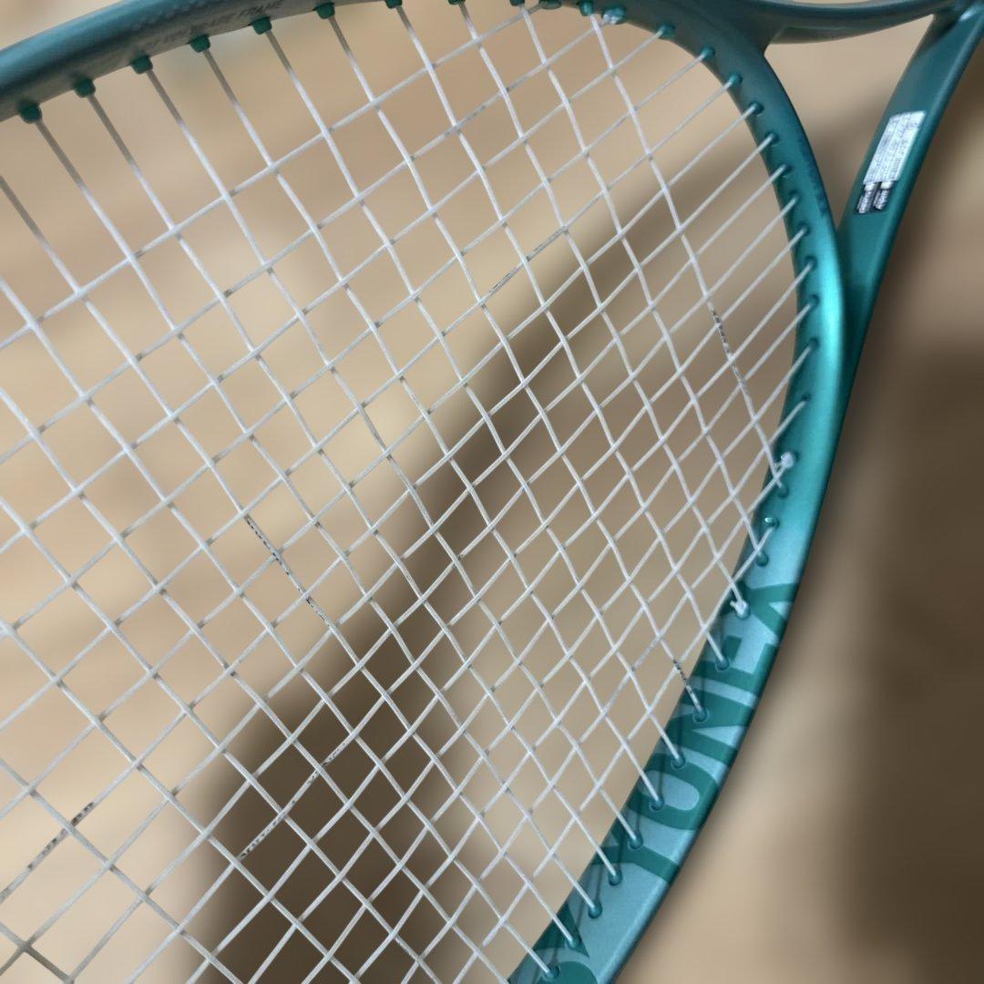 dragonです　美品　ヨネックス　ボルトレイジ７Ｖ　02-VR7V