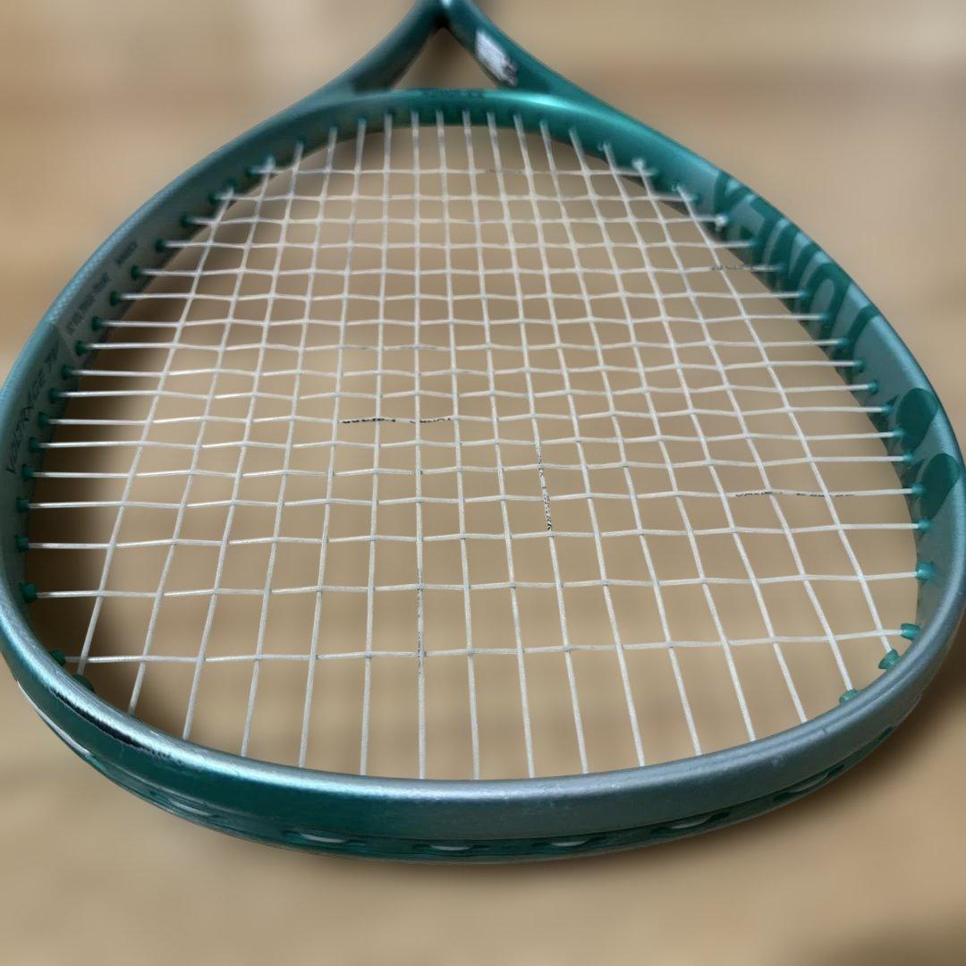 dragonです　美品　ヨネックス　ボルトレイジ７Ｖ　02-VR7V