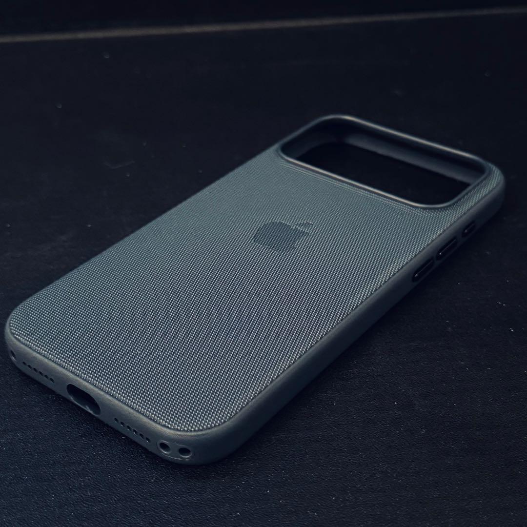 【ほぼ未使用】Apple iPhone17 Pro Max 純正ケース