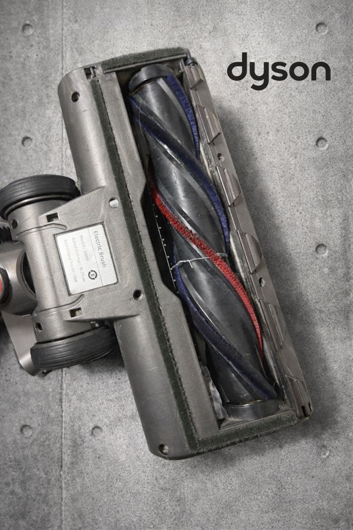 【動作品】ダイソン　SV12コードレスクリーナー