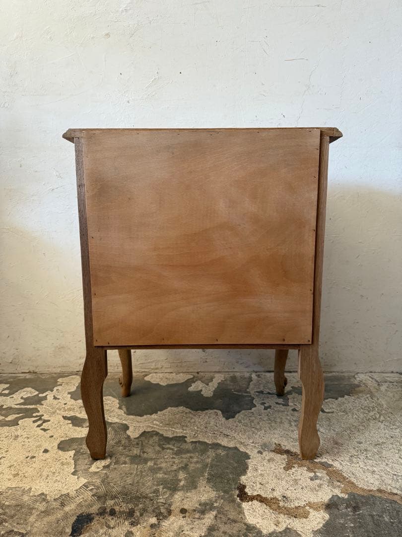 ビンテージ 3段チェスト 猫脚 剥離